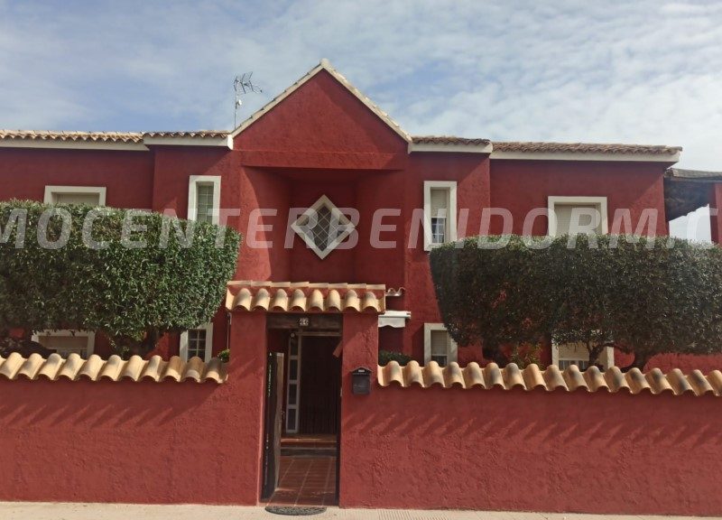 REF: 059 Luxe villa in mediterrane stijl in La Nucia