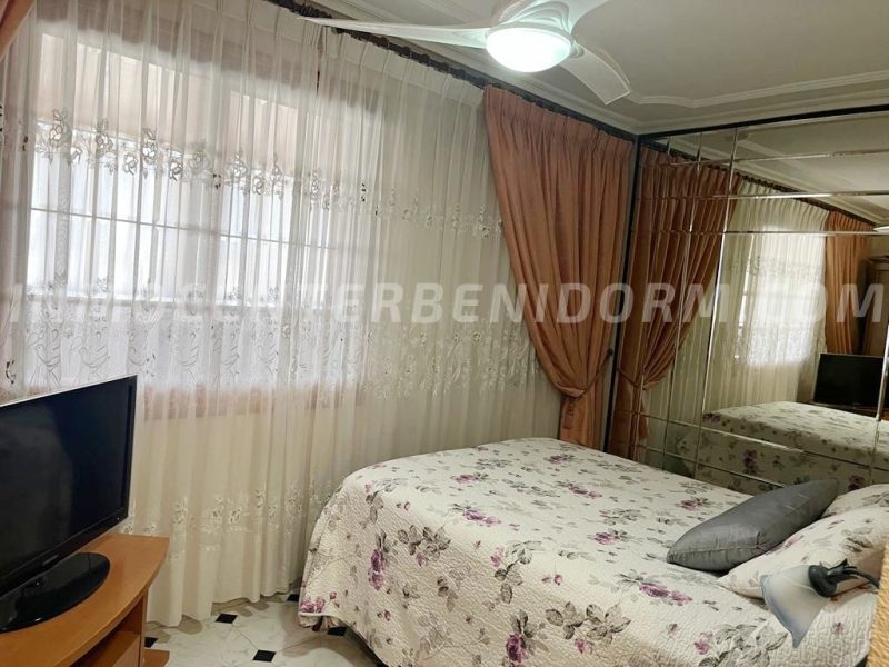 REF: A072 Very large penthouse in the center of Benidorm