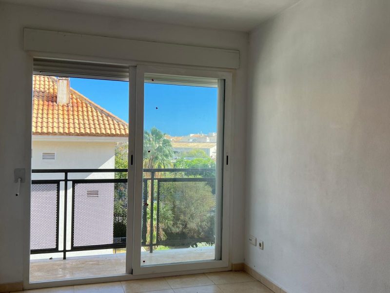 REF: A129 Apartment in la Plaza de la Pau Altea