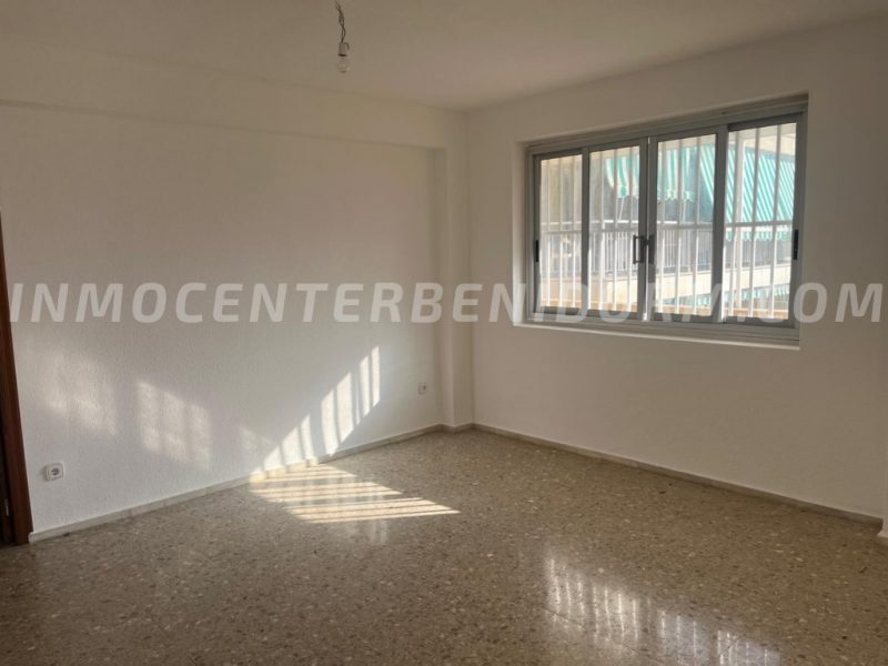 REF A145: Ático con espectaculares vistas al mar en Benidorm