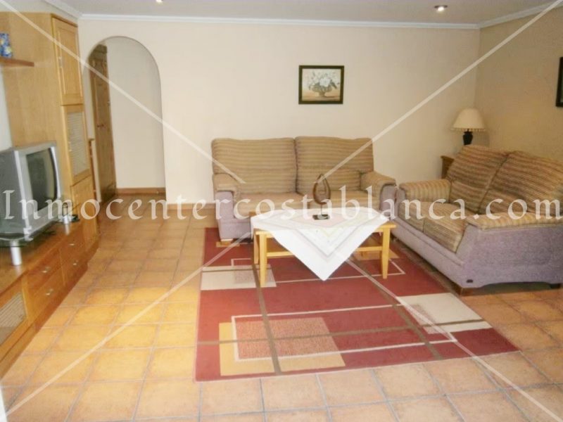 REF: V041 Luxe villa met 2 appartementen in Alfas del Pi L'Arabi