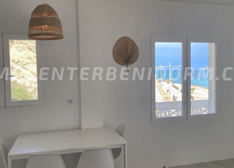 REF: A106 First line beach apartment in Villajoyosa