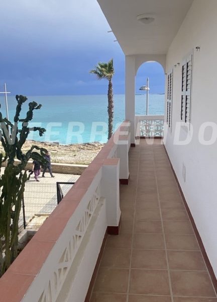 REF: A106 First line beach apartment in Villajoyosa