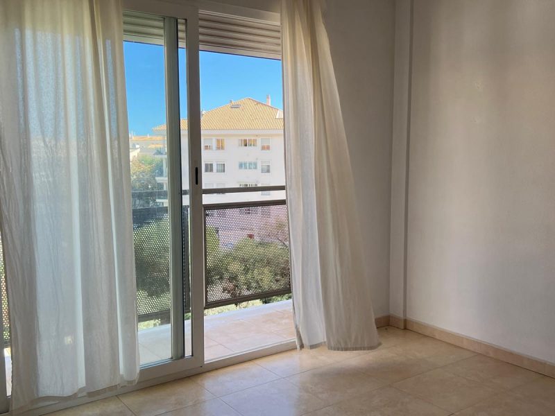 REF: A129 Apartamento en la Plaza de la Pau Altea