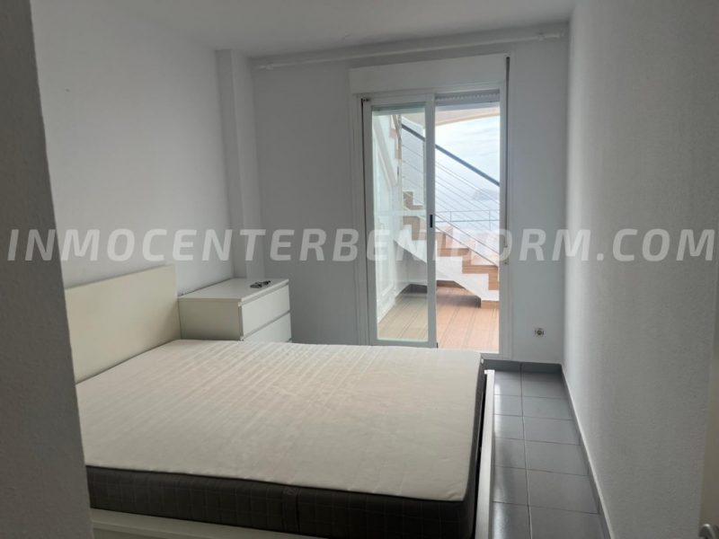 REF: A-132 Penthouse duplex met spectaculair zee en berg zicht.