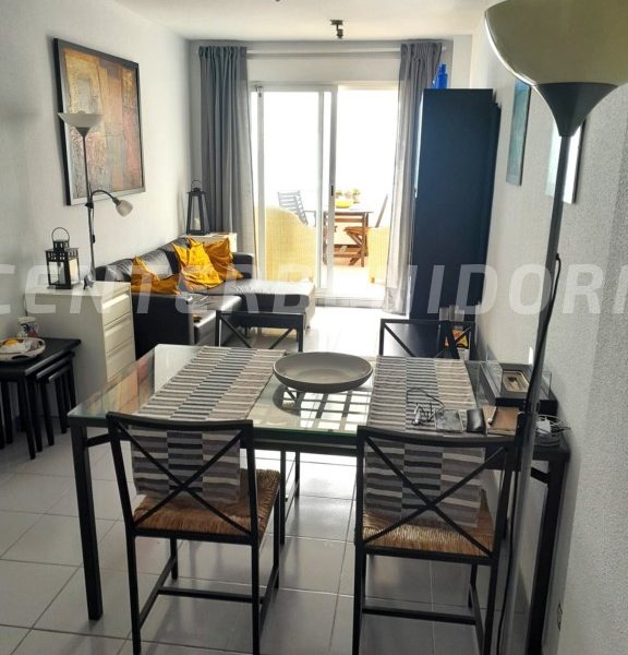 REF: A-132 Penthouse duplex met spectaculair zee en berg zicht.