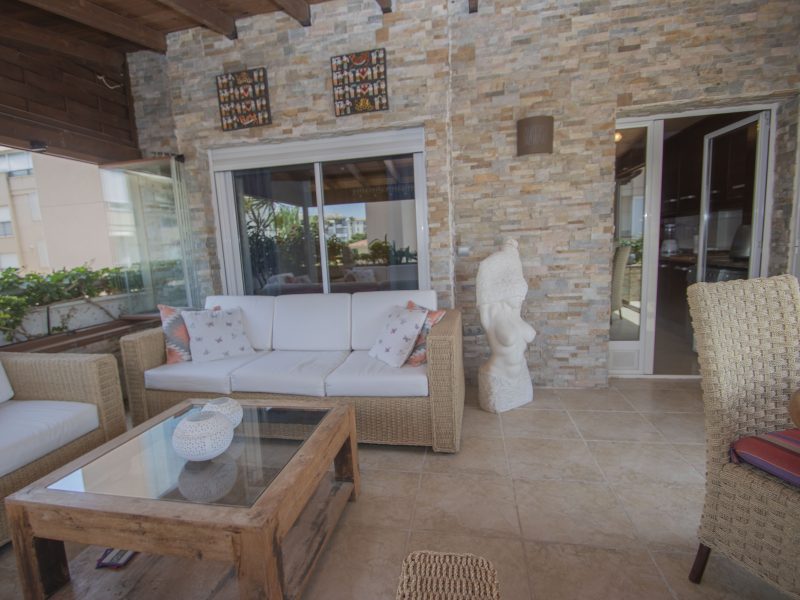 REF A136 Bright apartment in Albir