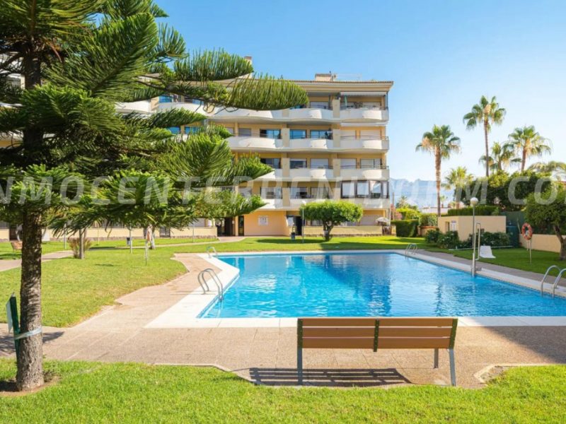 REF A136 Lujoso apartamento dúplex en Albir