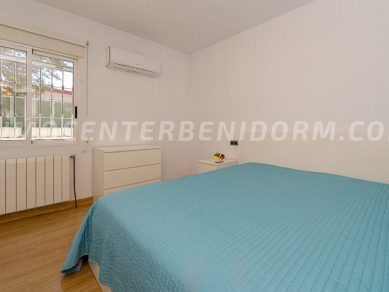 REF V 137 Prachtige moderne vrijstaande villa met adembenemend zeezicht