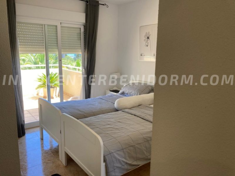 Preciosa villa independiente con vistas al mar