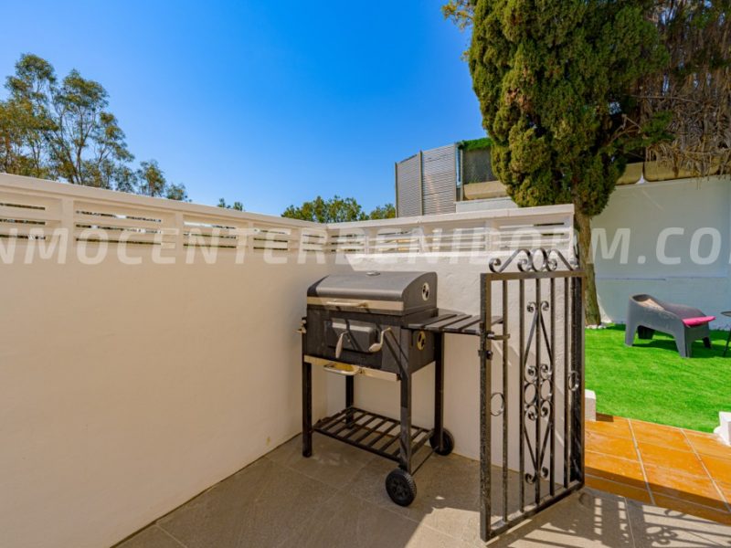 REF V137 Stunning modern detached villa with breathtaking sea views