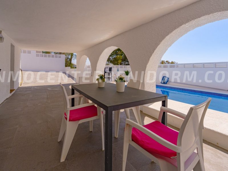 REF V 137 Prachtige moderne vrijstaande villa met adembenemend zeezicht