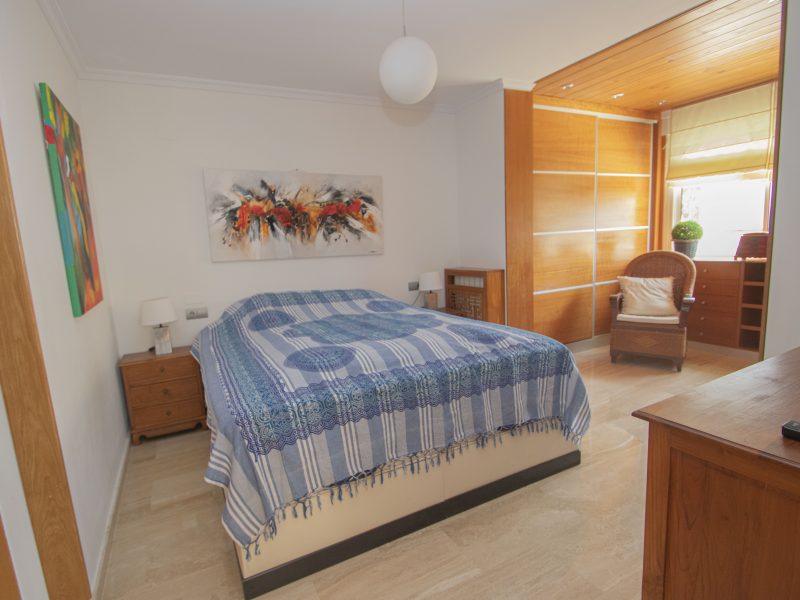 REF A136 Bright apartment in Albir