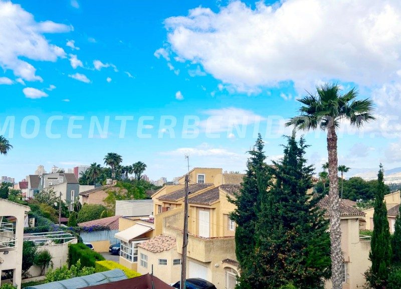 REF: V142 Luxury Semi-detached Villa in Rincón de Loix, Benidorm