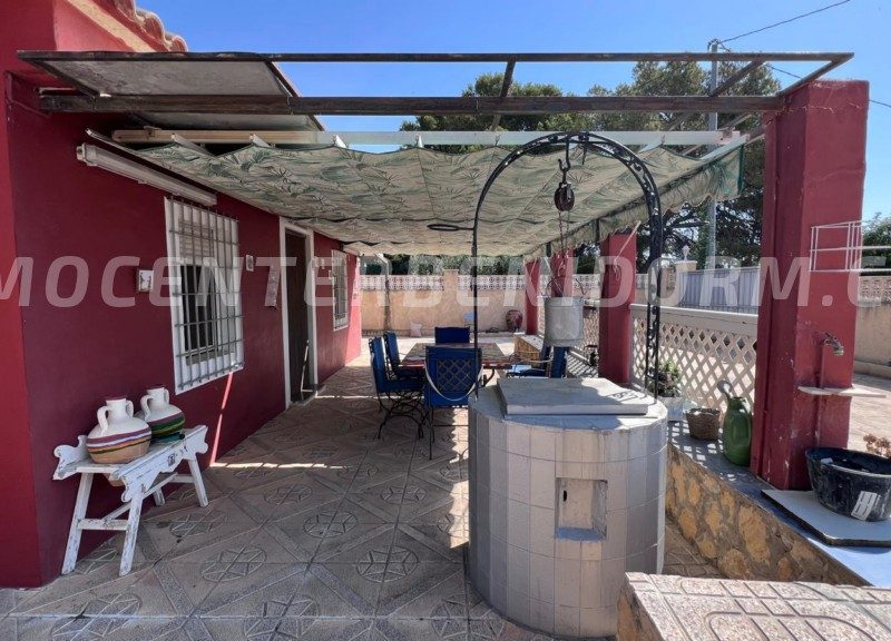 REF: V143 Detached Country House in Benidorm