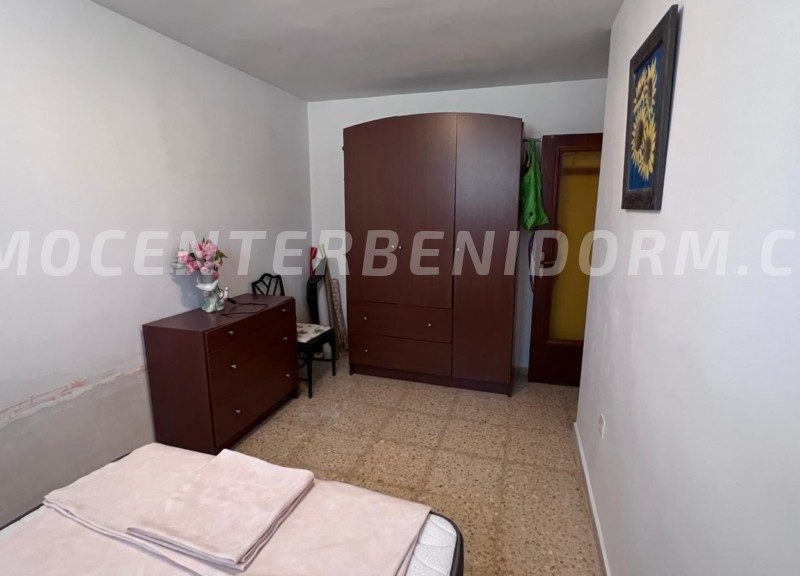REF: V143 Vrijstaand Landhuis in Benidorm